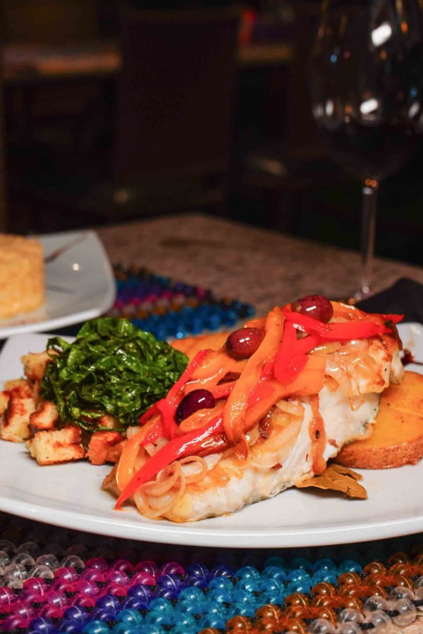 Espaço Lampião - Bacalhau à Valenciana