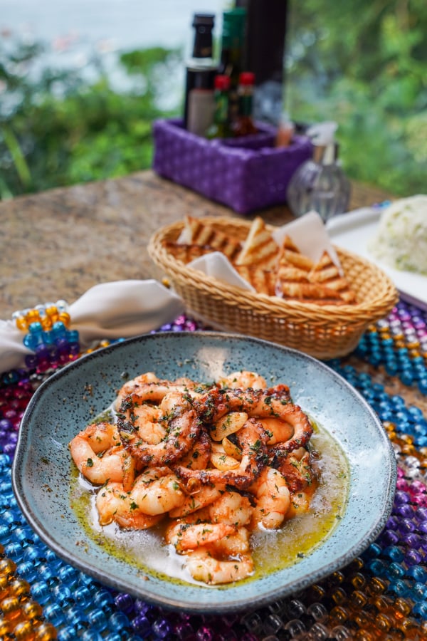 Espaço Lampião - Camarão e polvo Mediterrâneo