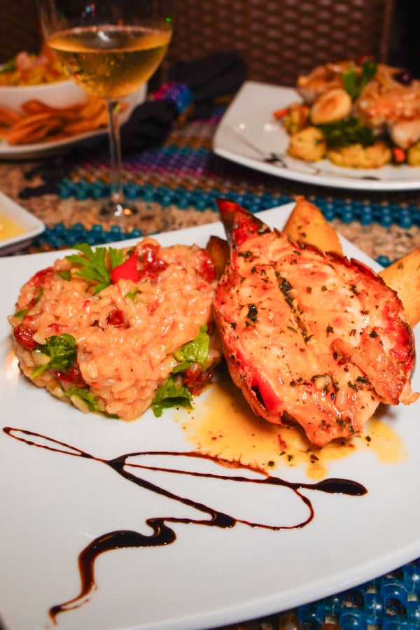 Espaço Lampião - Lagosta grelhada ao molho de ervas